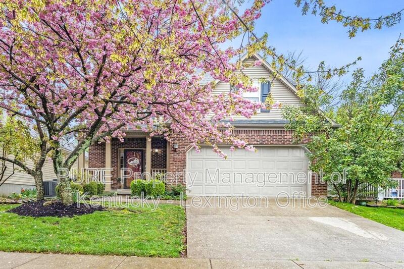 Lexington House: 1772 Chandler Lane