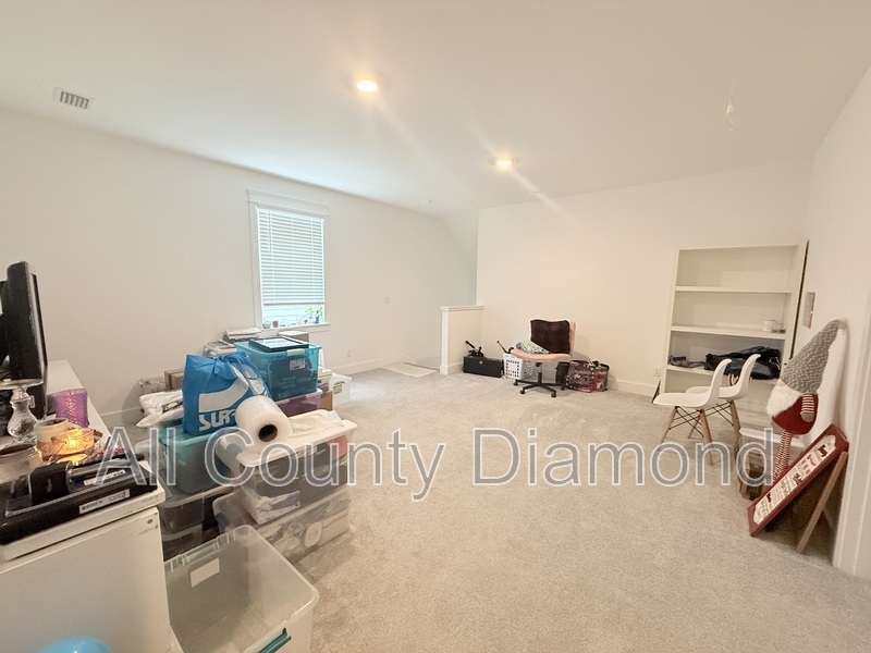 Main Rental Photo 15