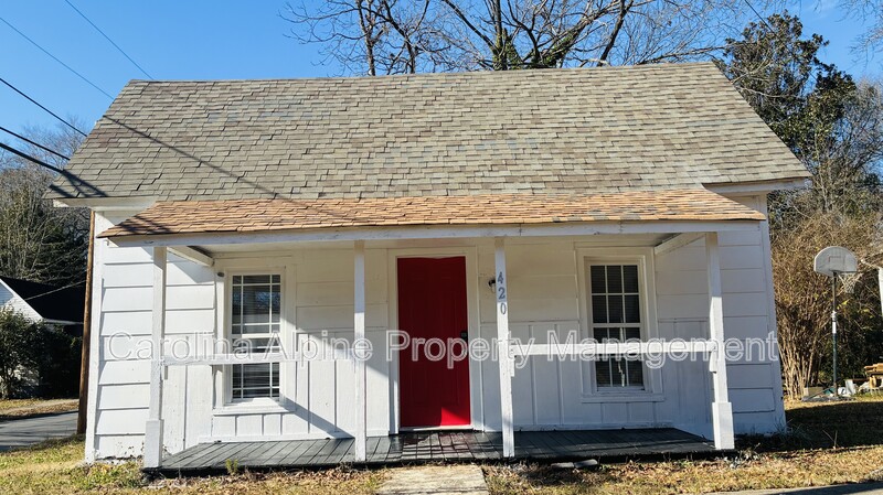 Shelby House: 420 Mcbrayer St