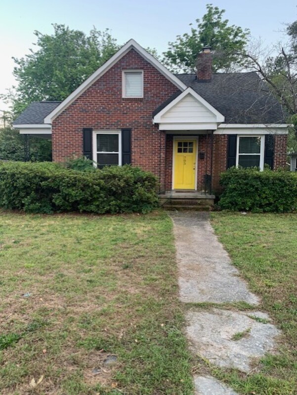 Cayce Condo: 705 1/2 Michaelmas Avenue - 1