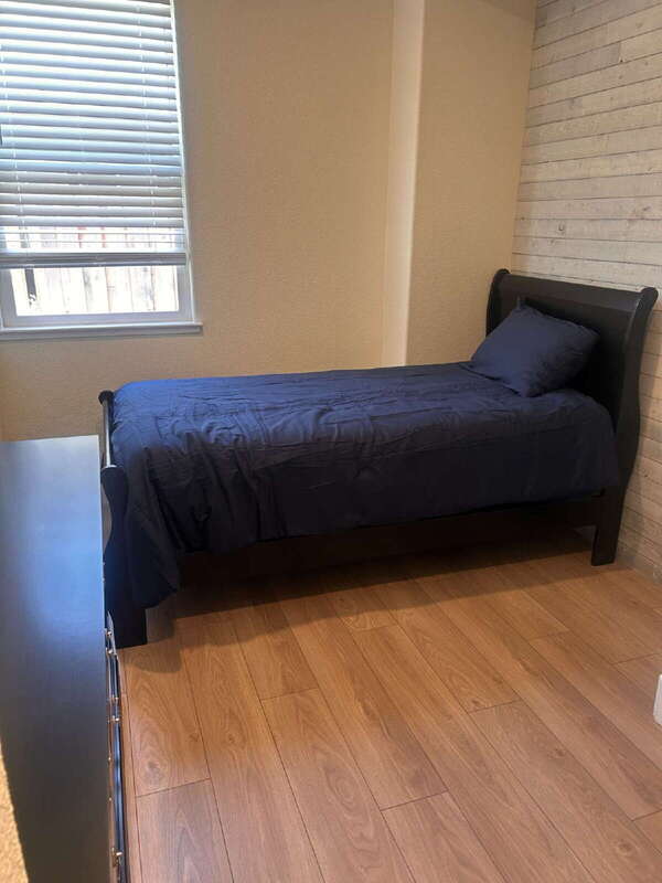 Sacramento Condo: 660 Greg Thatch Circle