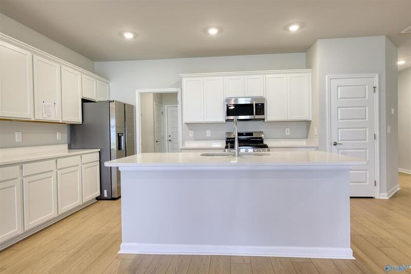 Owens Cross Roads House: 6002 Gardner Maples Drive