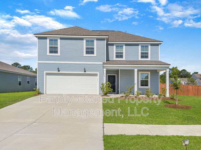 Summerville House: 519 Donnas View Way