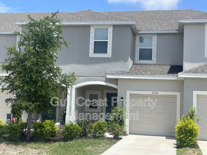 Nokomis House: 5730 Archipelago Street