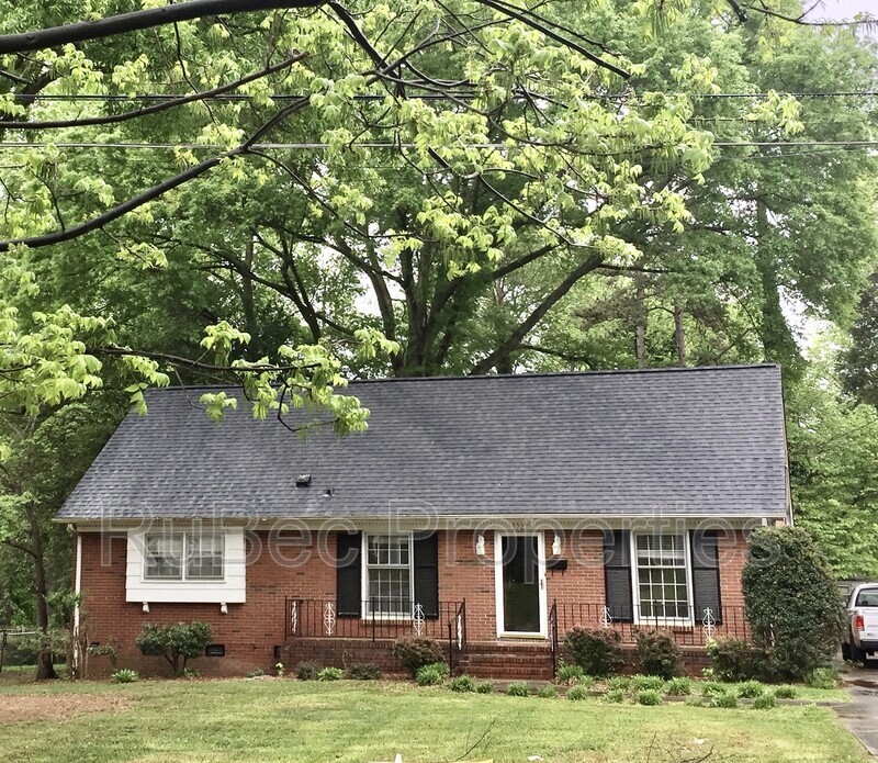 Charlotte House: 5727 Ruth  Dr