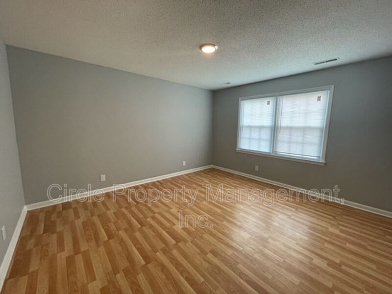 Meridianville Condo: 111 Claybill Drive 111-D Pulaski