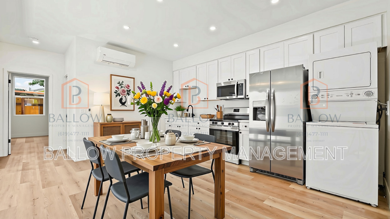 San Diego House: 2917 Ulric Street