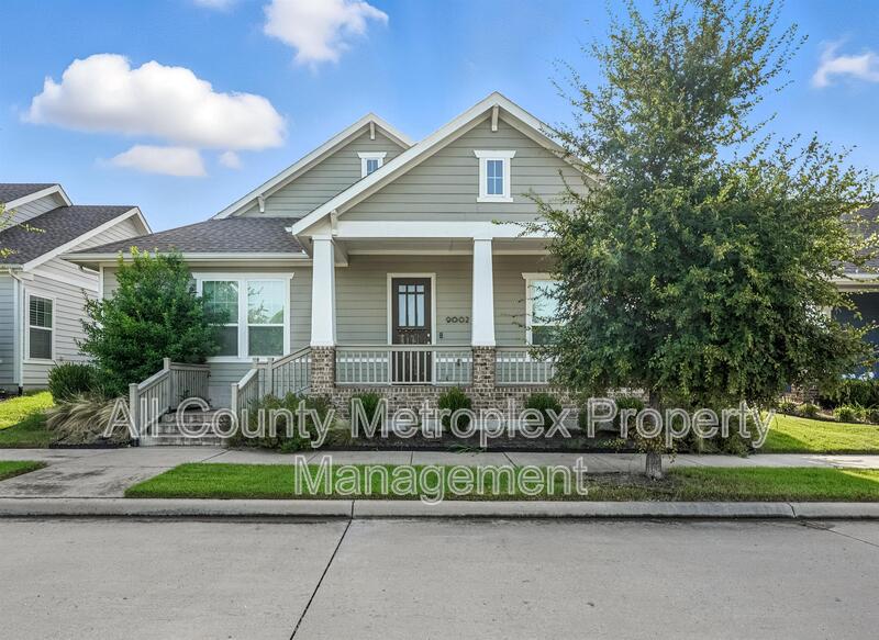 Rowlett House: 9002 Habersham Dr.