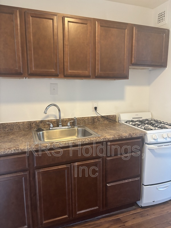 Richmond Condo: 311 W Franklin St