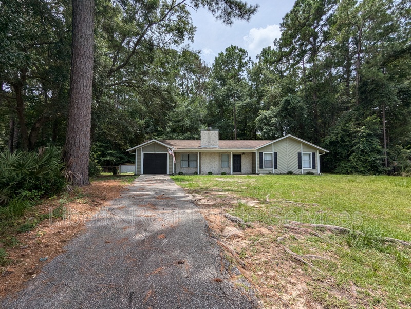 Hinesville House: 600 Thornwood Way