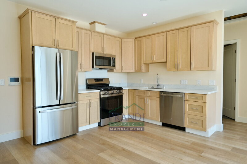 San Rafael Condo: 10 E Crescent Dr,