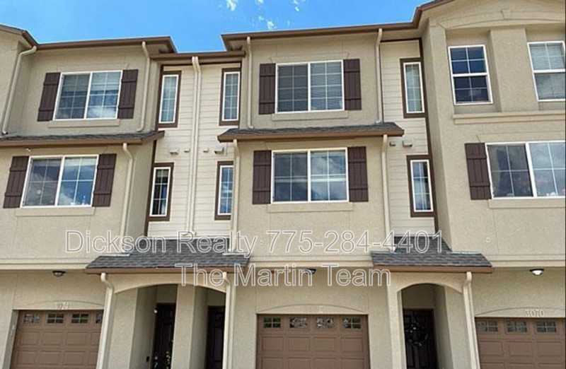 Sparks House: 3072 Sterling Ridge Circle