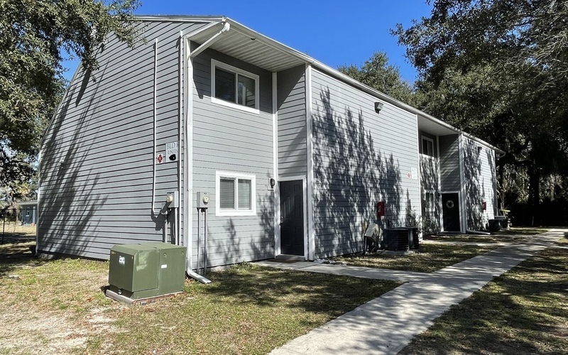 New Smyrna Beach Townhome: 1050 Wayne Ave
