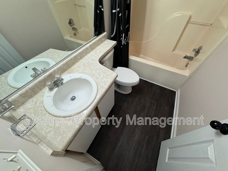 Introducing a charming home located in the heart of Suffolk ¨ASK ABOUT OUR ZERO DEPOSIT¨ - Photo 10