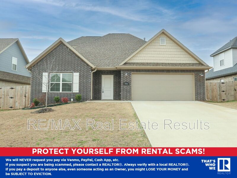 Bentonville House: 5911 SW Gentle Winds Ave