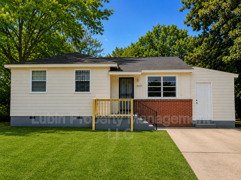 Memphis House: 4257 Ledbetter Cv