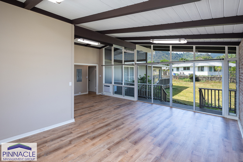 Honolulu House: 52 Niolopa Pl