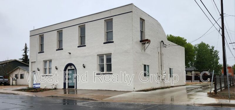 Milliken Condo: 105 South Harriet Avenue, #4