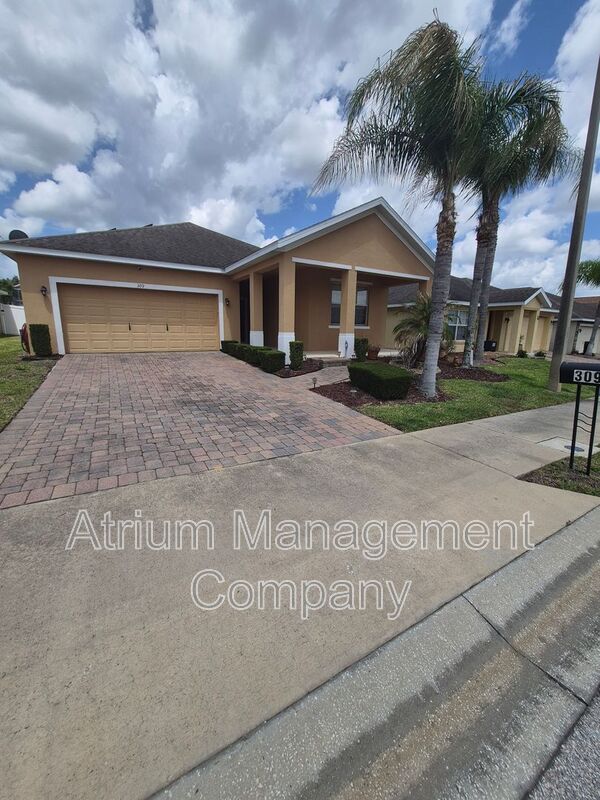 Davenport House: 309 Vizcay Way