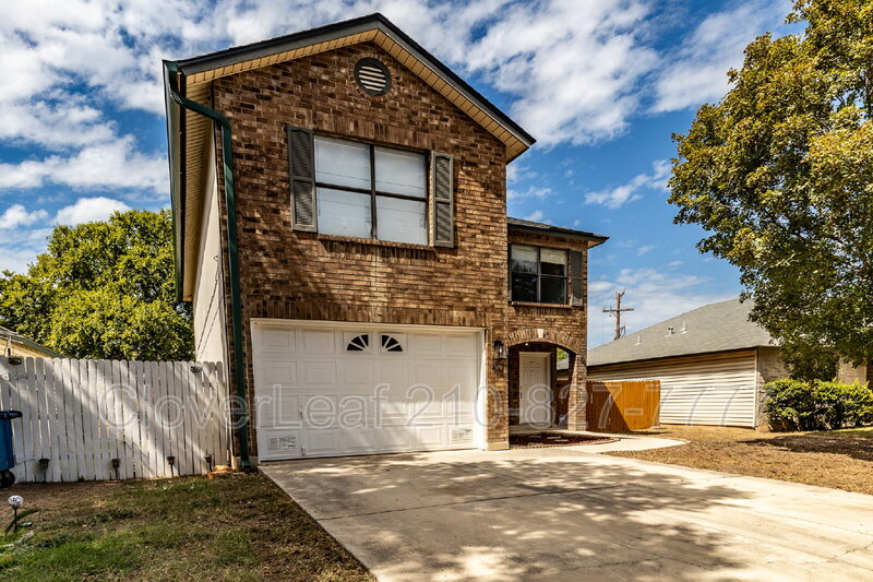 San Antonio House: 8019 Hilltop Crst