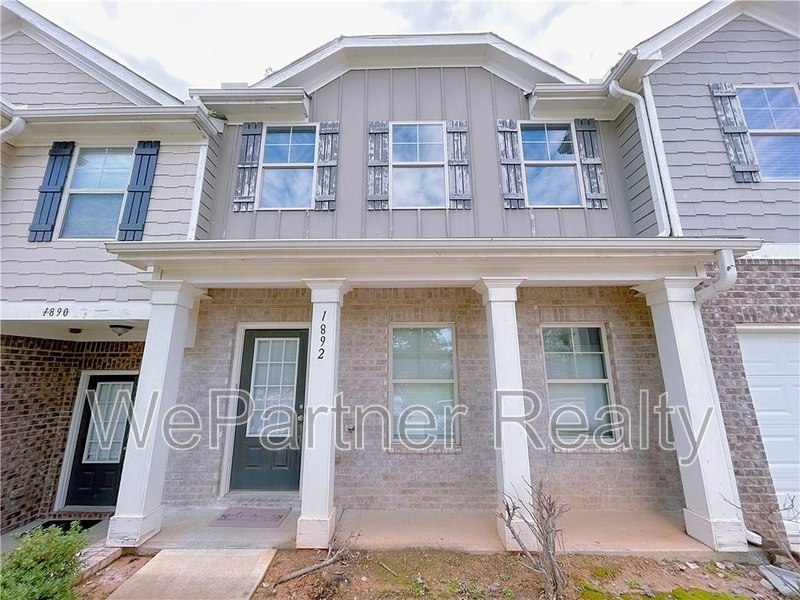 Jonesboro Townhome: 1892 Old Dogwood