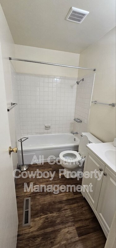 Main Rental Photo 11