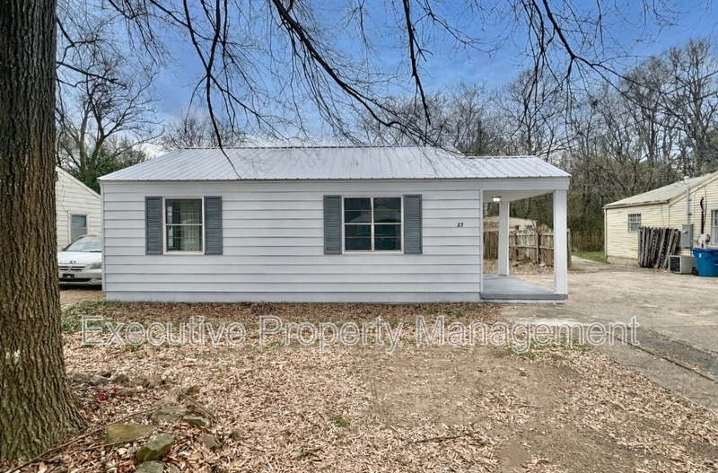 Birmingham House: 80 Wilkes Circle