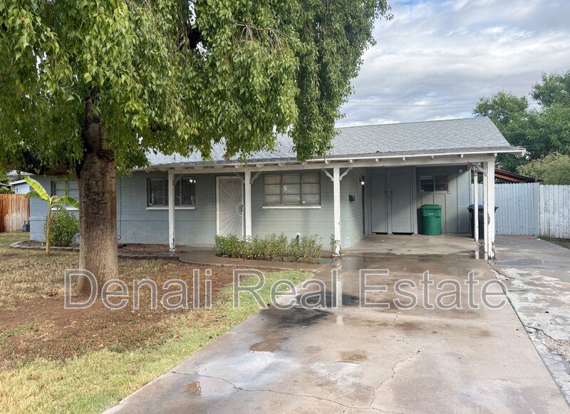 Mesa House: 348 E. 8th Drive