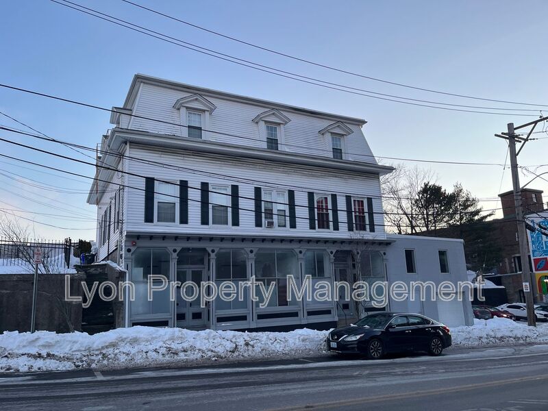 Pawtucket Condo: 189 Exchange St