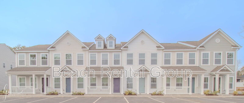 LITTLE RIVER Townhome: 122 CRESCENT WAY