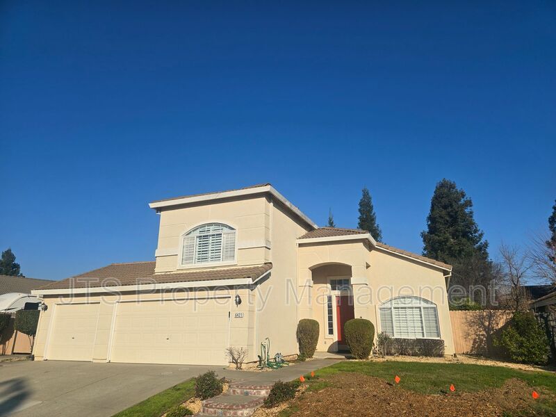 Elk Grove House: 6421 Noble House Court