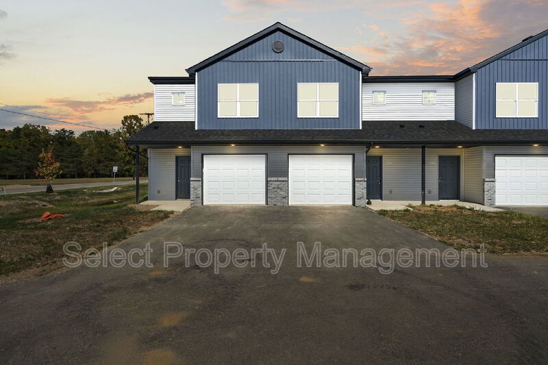 Fort Wayne Townhome: 7101 Homestead Rd