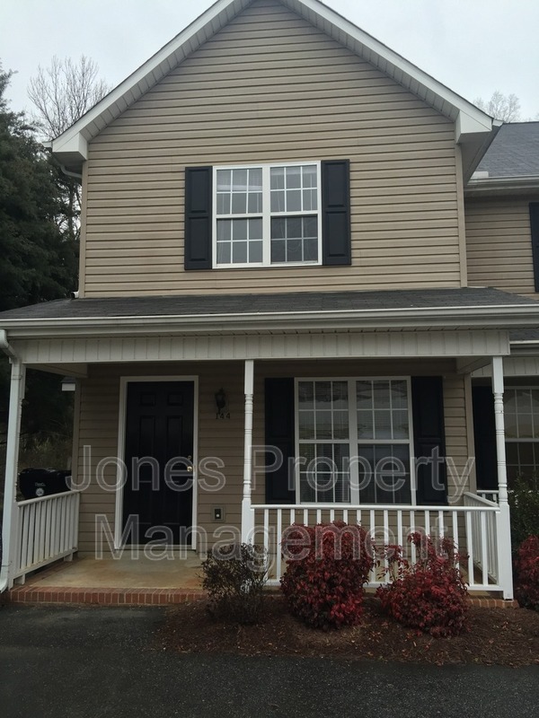 Concord Condo: Aaron Place Drive