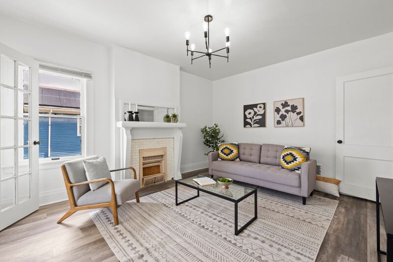 Columbus House: 64 N. 20th St.
