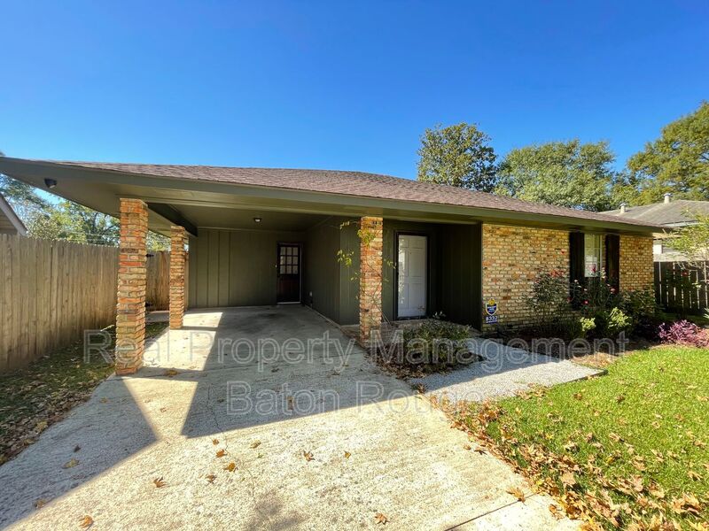 Request a Viewing for 8332 Justin Ave. Tenant Turner