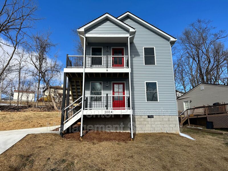 Waynesboro House: 300 Fairview Dr