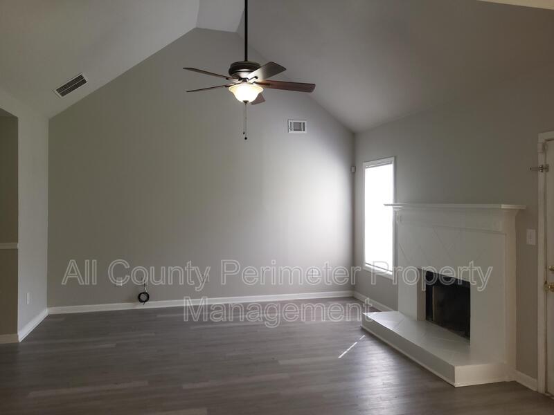 Main Rental Photo 10