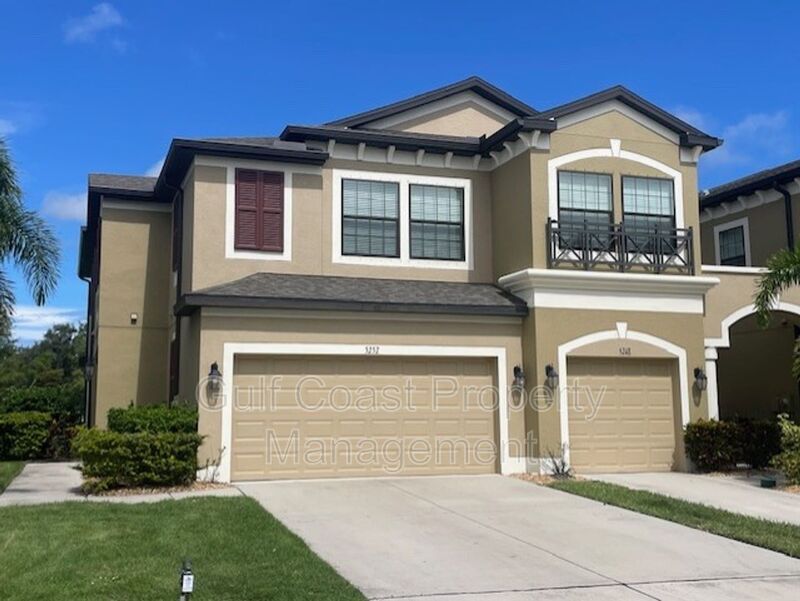 Bradenton Townhome: 5252 78th St Cir E