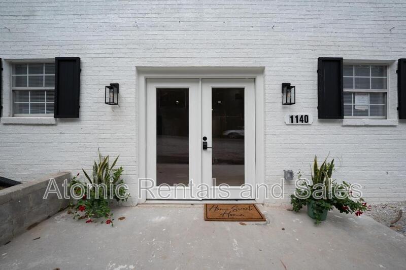 Clinton House: 1140 Lake City Hwy