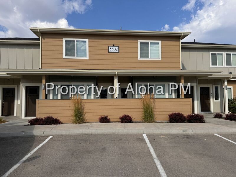 Boise House: 3502 E. Grand Forest Dr.