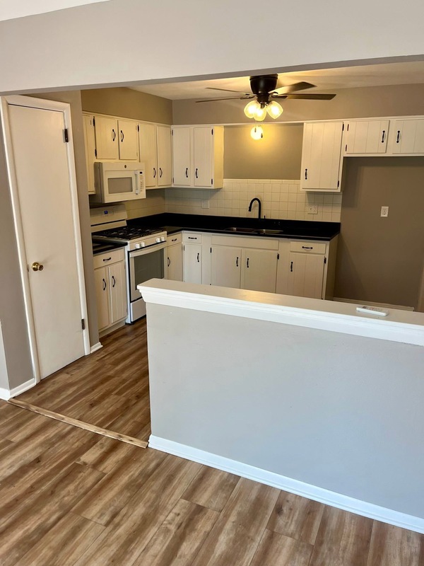 Rockford Condo: 3111 Jacqueline Drive - 7