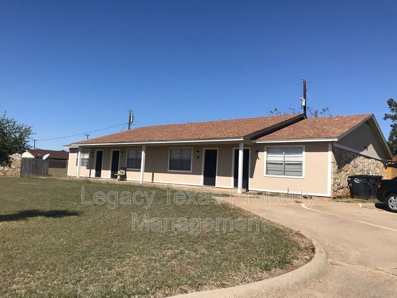 CLEBURNE Condo: 1410 Courtney Pl