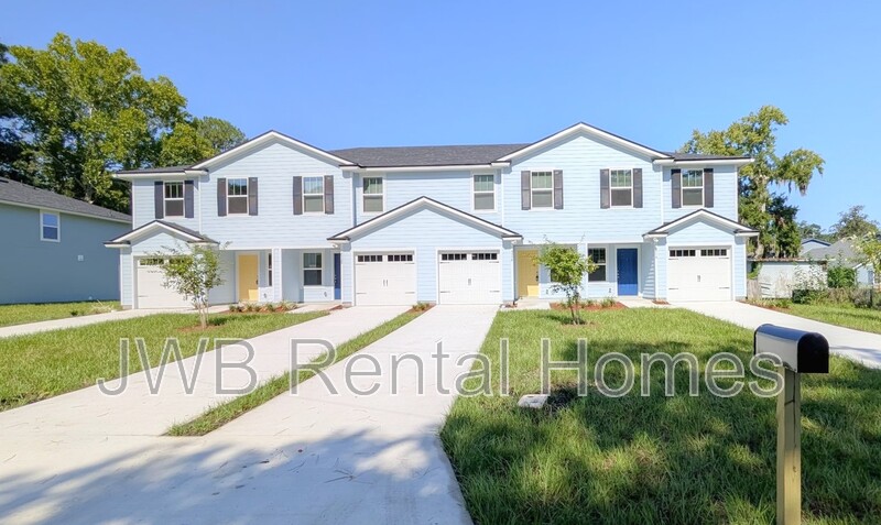 Jacksonville Townhome: 1116 Comanche St