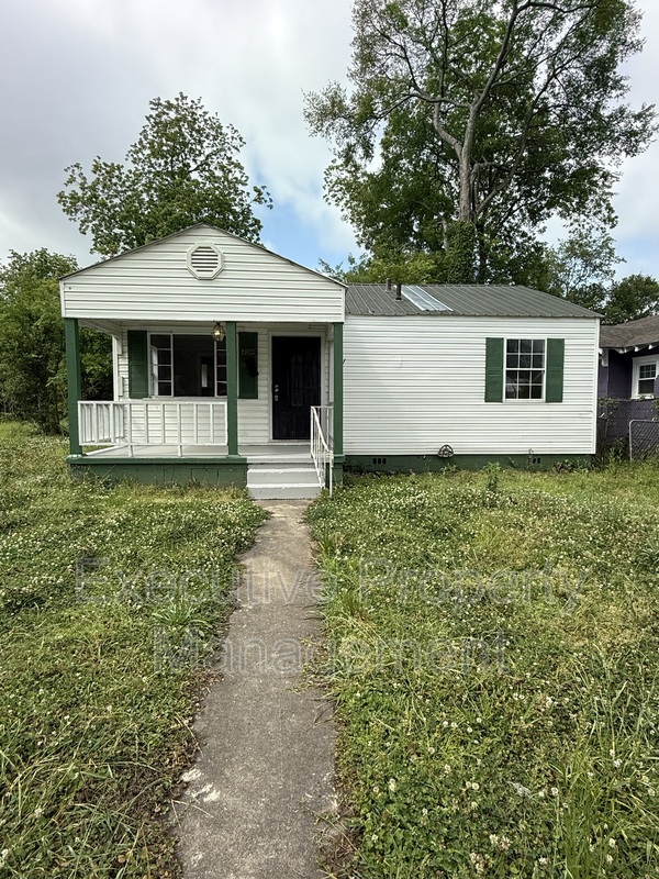 Birmingham House: 4244 Jackson Street