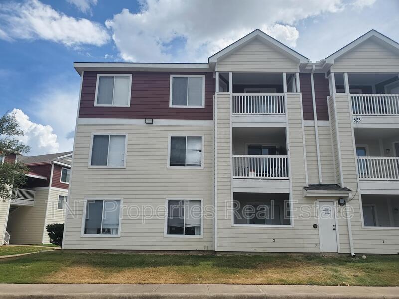 Request a Viewing for 523 Southwest Parkway, 202 Tenant Turner