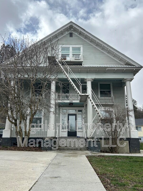 Pullman Condo: 235 SE Daniel St