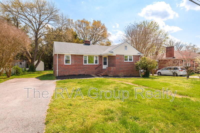 Richmond House: 2201 Lydell Drive