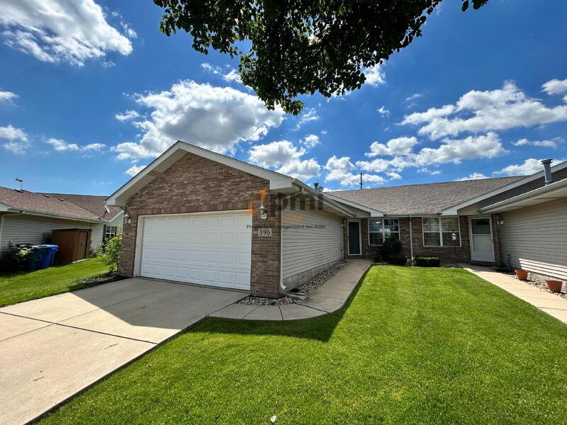 Crown Point House: 396 Golden Oak Ct