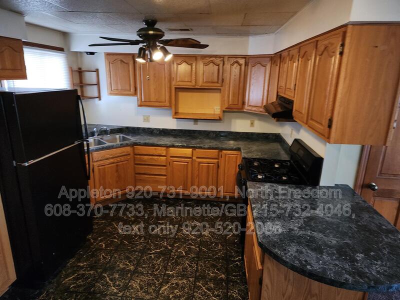 North Freedom Condo: S7559 US 12 E13