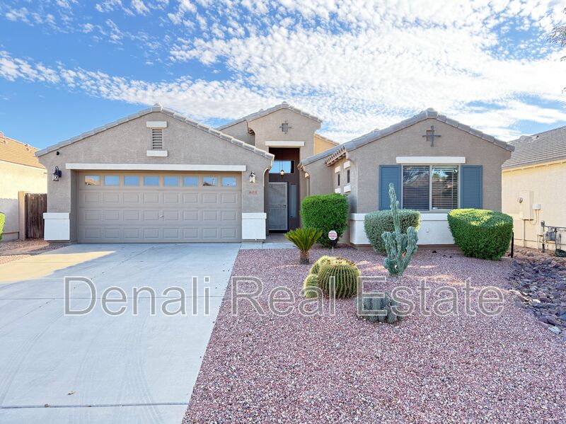 San Tan Valley House: 605 E. Nancy Avenue